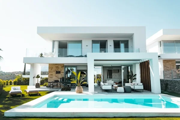 DLF Primus premium apartments in Sector 82 Gurgaon available through Shree Ram Real Estate